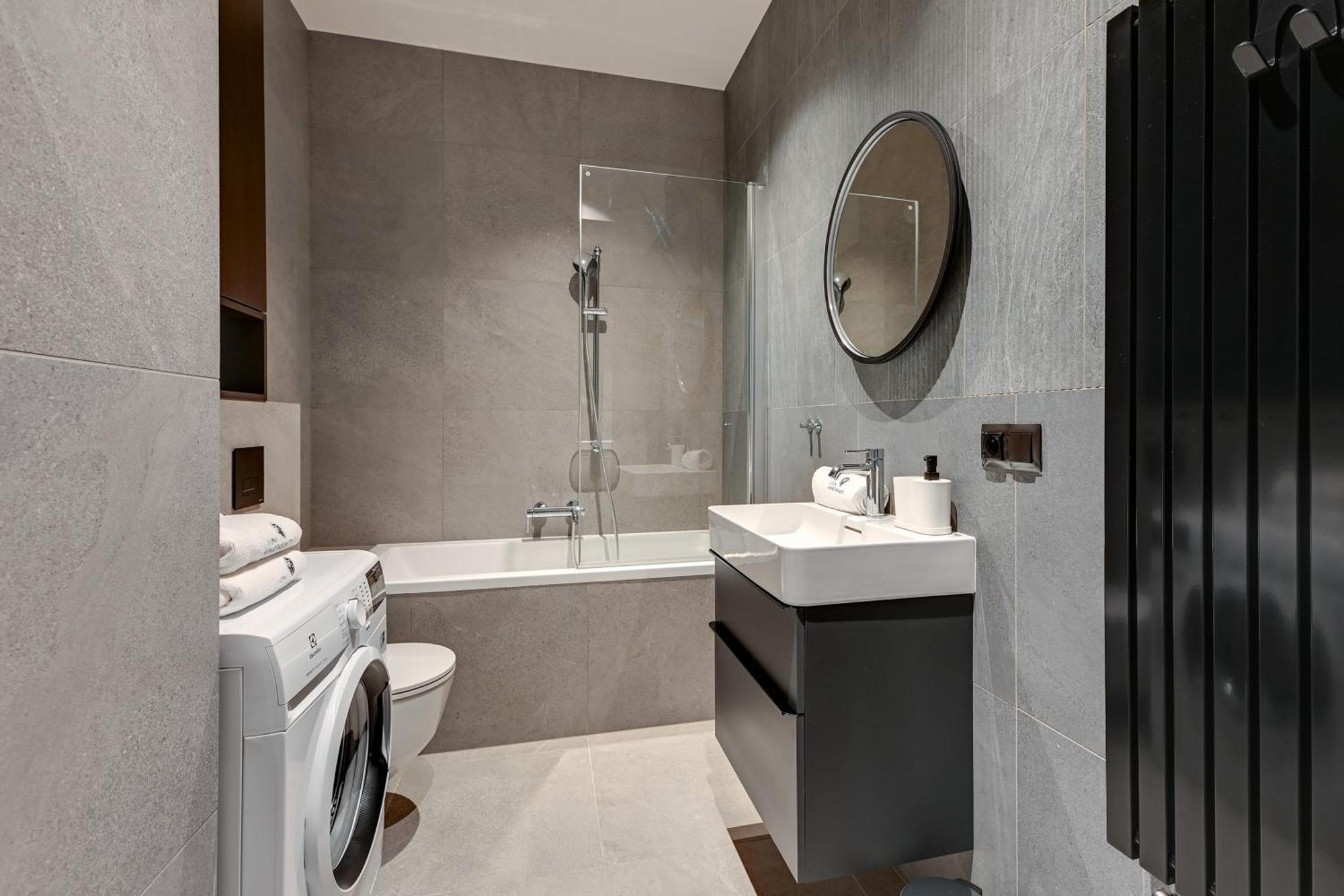 Scala 60D City Center Apartments With Parking By Lion Apartments Gdańsk Kültér fotó